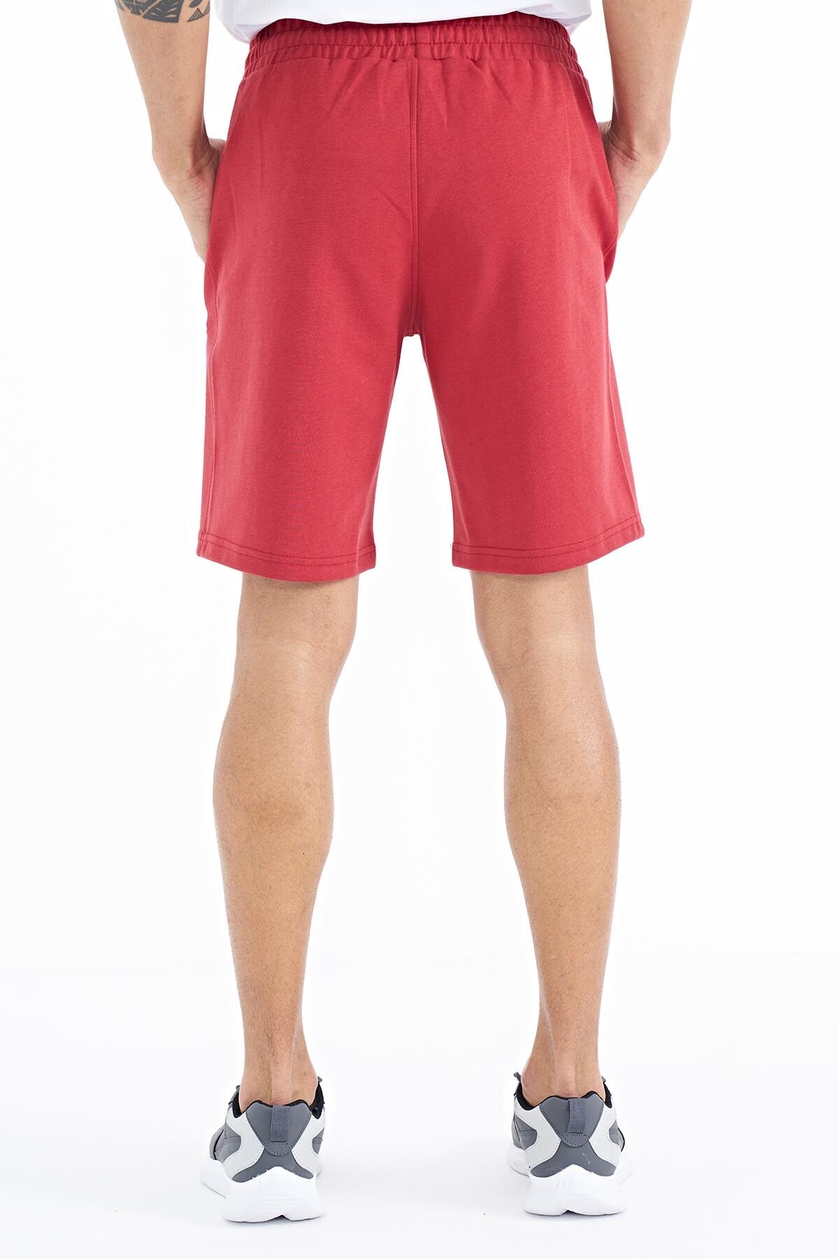 Ryan Red Pocketed Standard Fit Men's Shorts - 81239