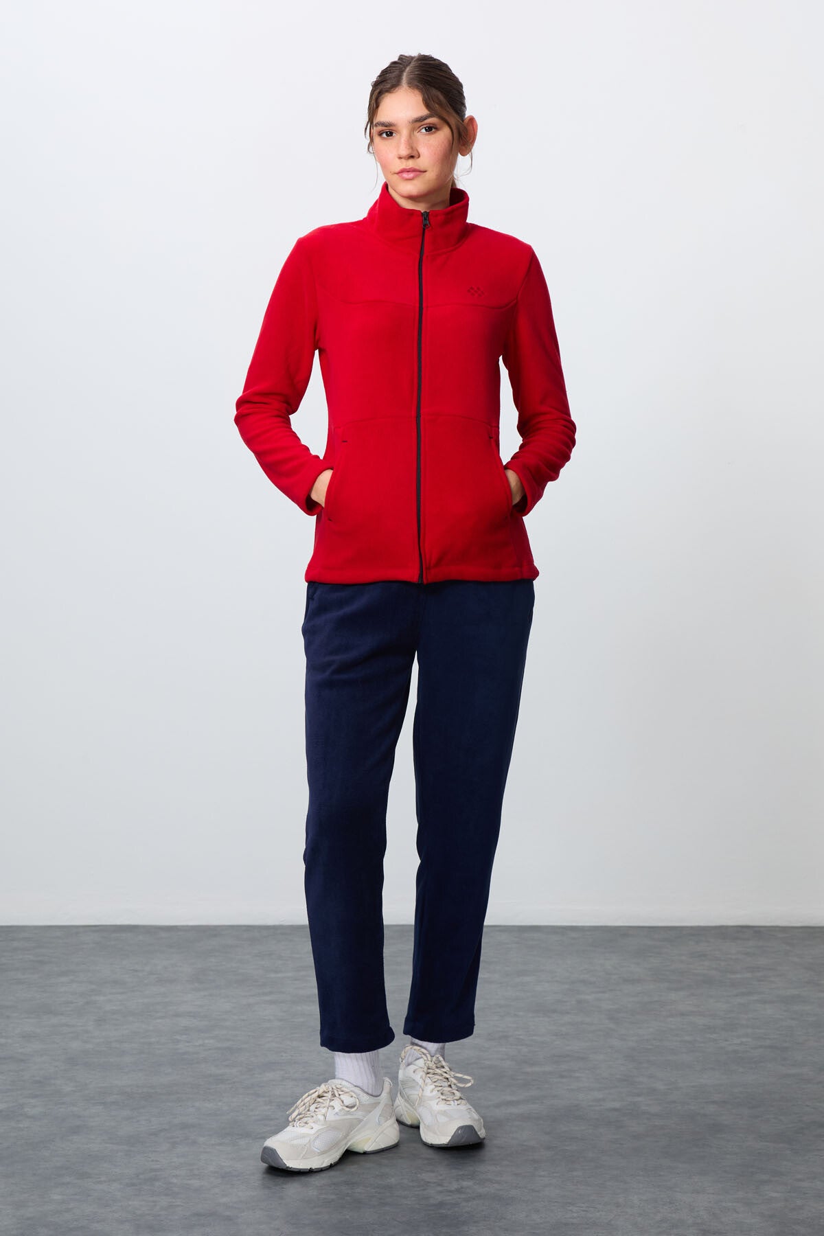 Red-Navy Thick Soft Textured Stand Collar Oversize Embroidered Fleece Women's Tracksuit Set -95339