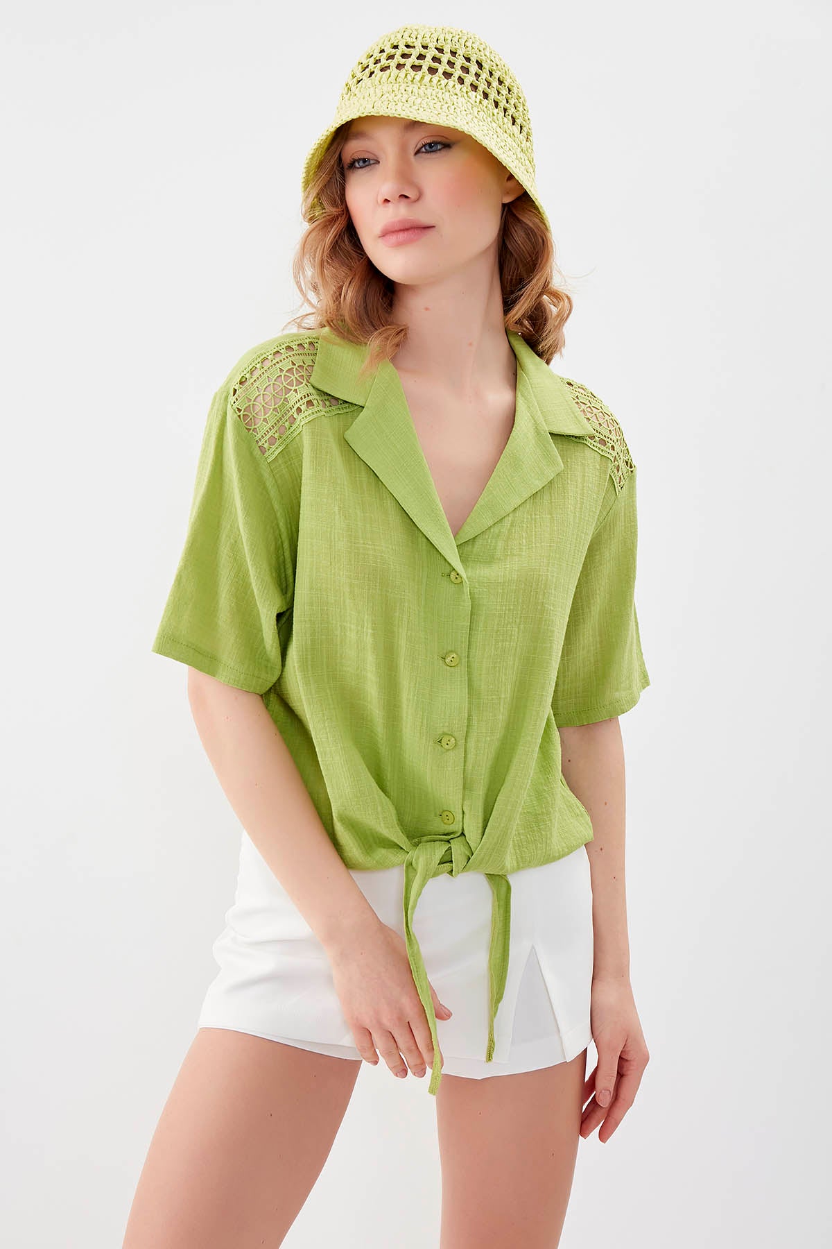 SHIRT WITH SHORT SLEEVE BINDING