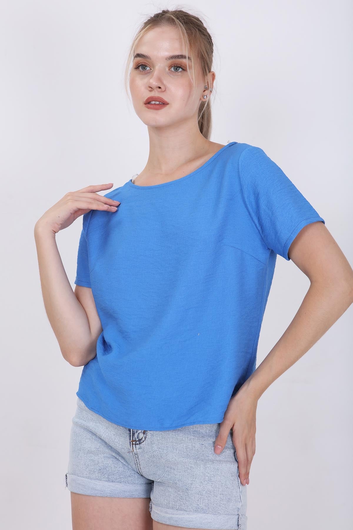 CROP BLOUSE WITH SHORT SLEEVES