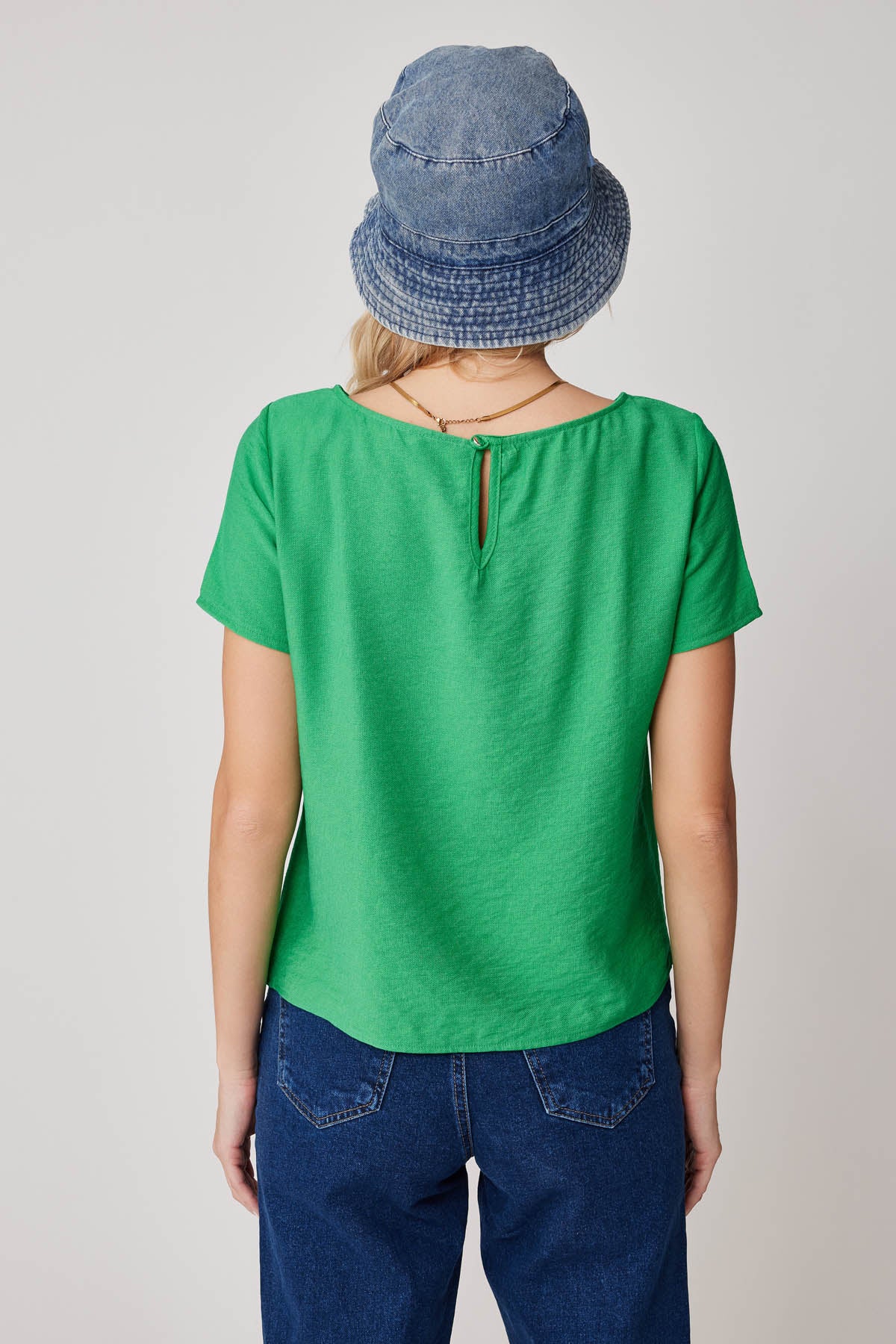 CROP BLOUSE WITH SHORT SLEEVES