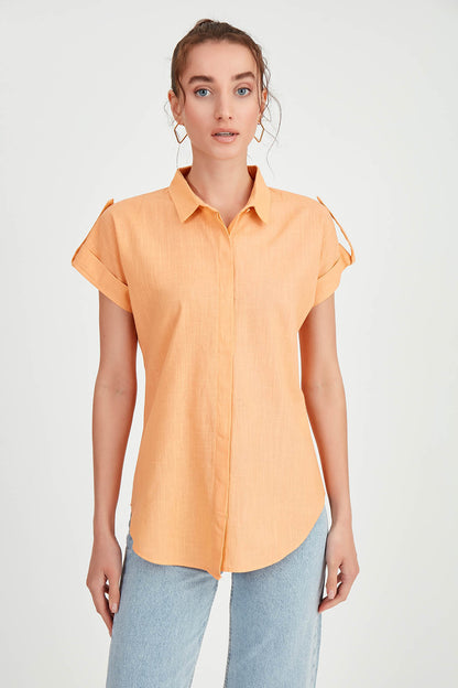 SLEEVE-DETAILED SHORT SLEEVE SHIRT