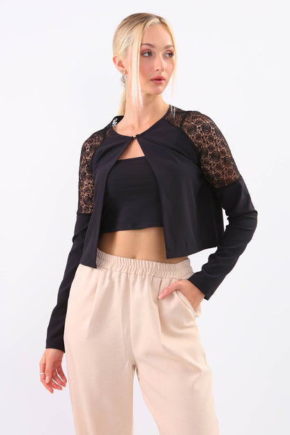 CROP JACKET WITH LACE HANDLES