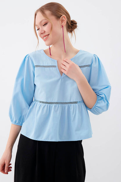 SLEEVES ELASTANE V COLLAR BLOUSE