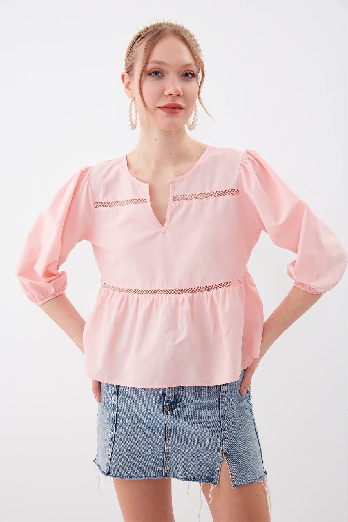 SLEEVES ELASTANE V COLLAR BLOUSE