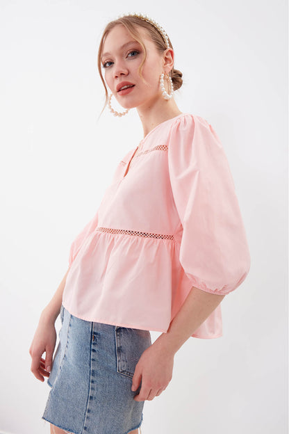 SLEEVES ELASTANE V COLLAR BLOUSE