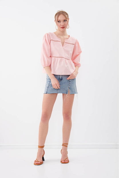 SLEEVES ELASTANE V COLLAR BLOUSE