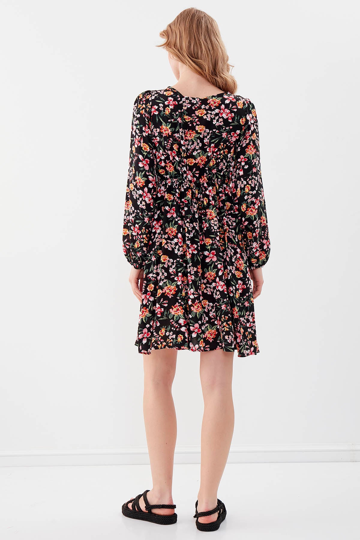 FLORAL DRESS WITH LACED COLLAR & ELASTANE SLEEVES AND WAIST