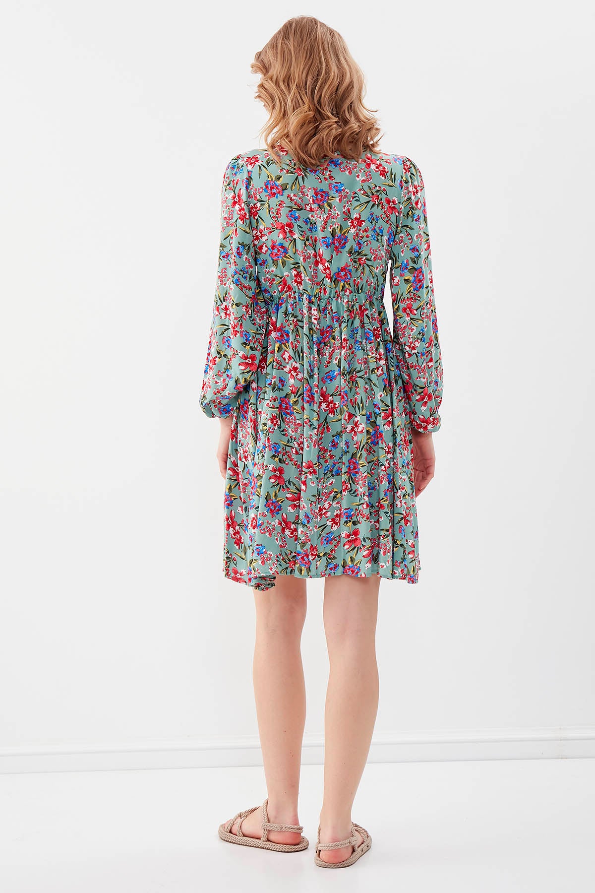 FLORAL DRESS WITH LACED COLLAR & ELASTANE SLEEVES AND WAIST