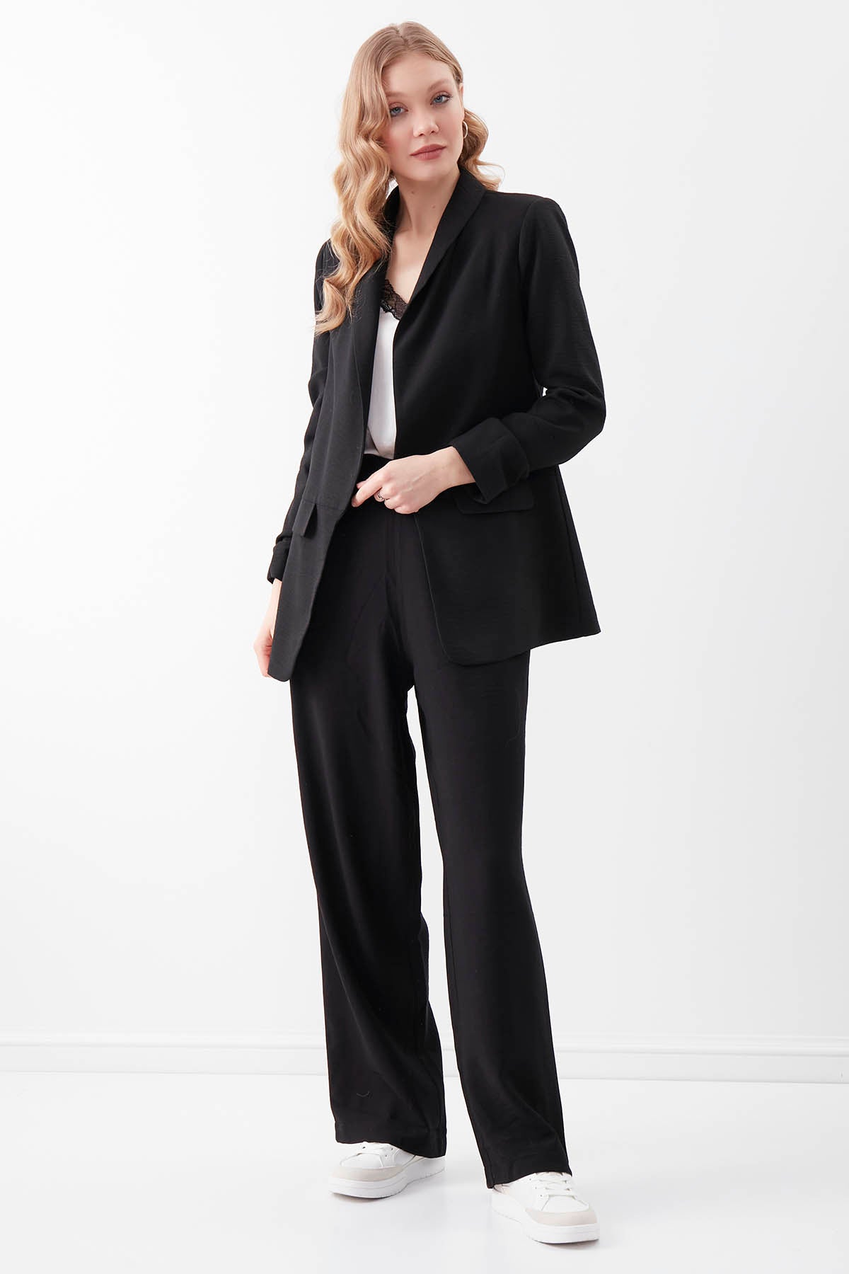 SLEEVE WITH RUCKLEBERRY JACKET