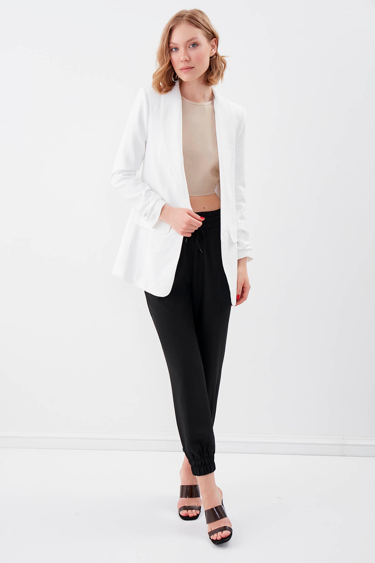 SLEEVE WITH RUCKLEBERRY JACKET