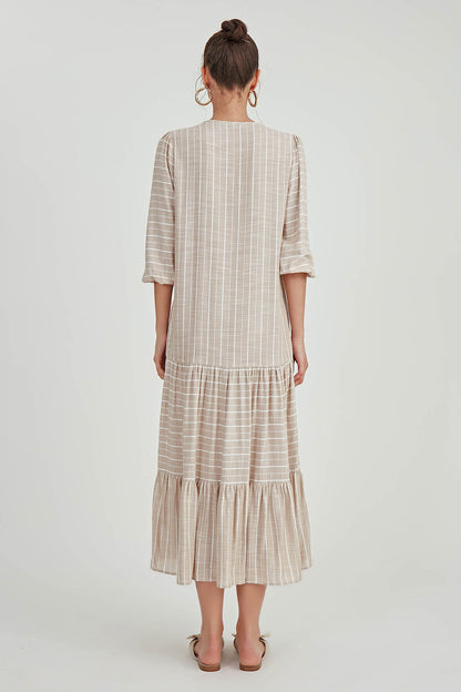 LONG DRESS WITH SLEEVES AND COLLAR