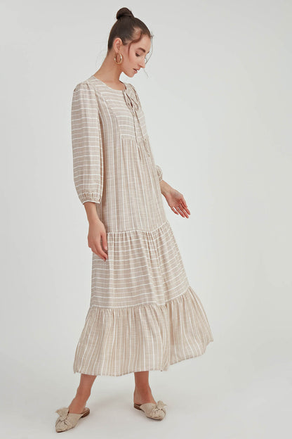 LONG DRESS WITH SLEEVES AND COLLAR