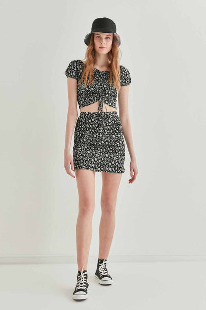COMPLETE COILED NARROW SKIRT