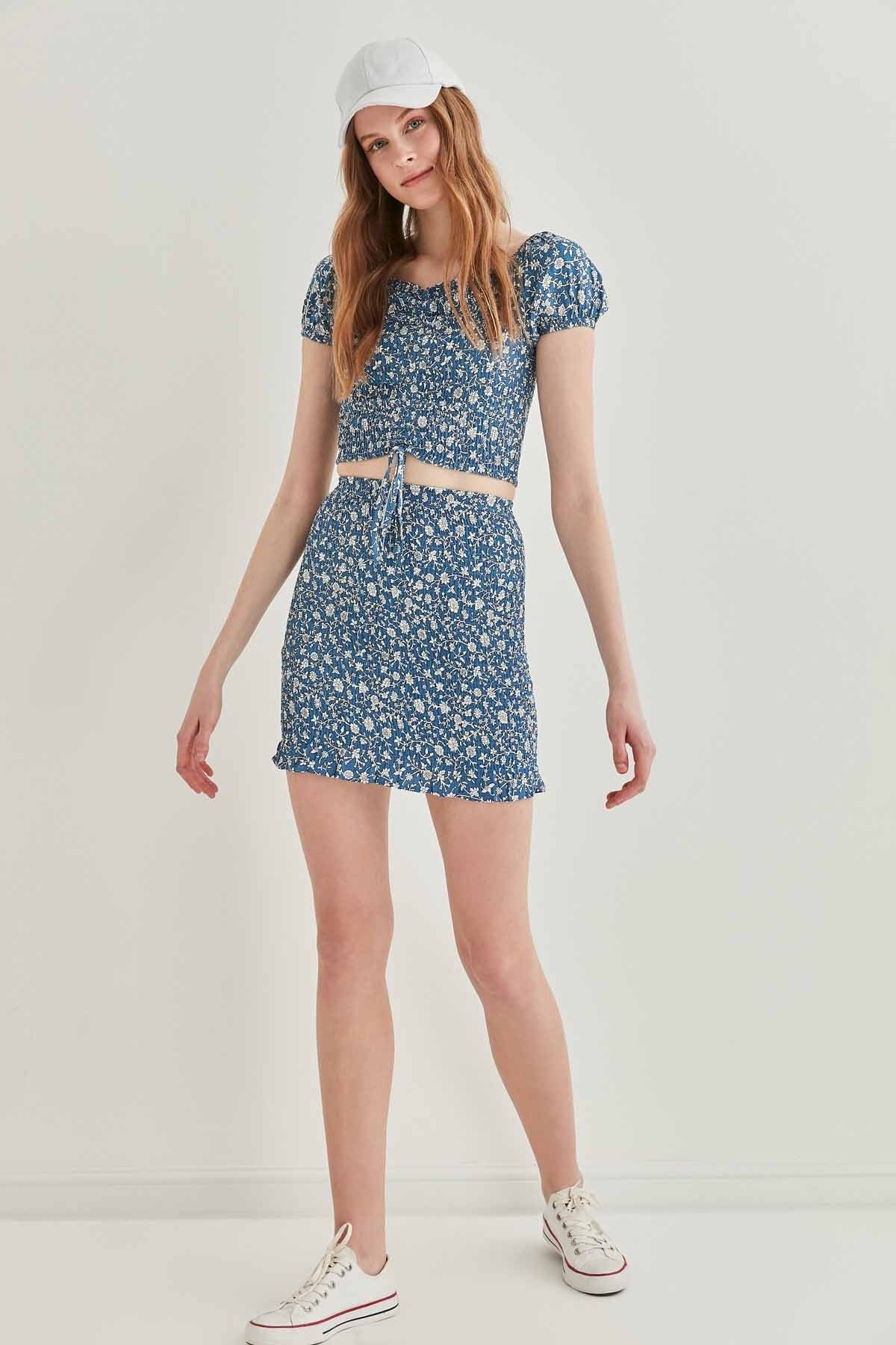COMPLETE COILED NARROW SKIRT