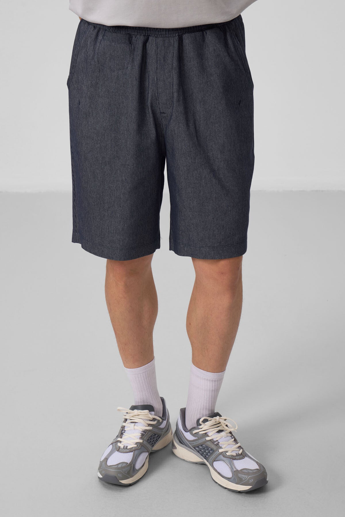 Navy Blue Standard Fit Woven Lightly Stretch Men's Chino Shorts - 81290