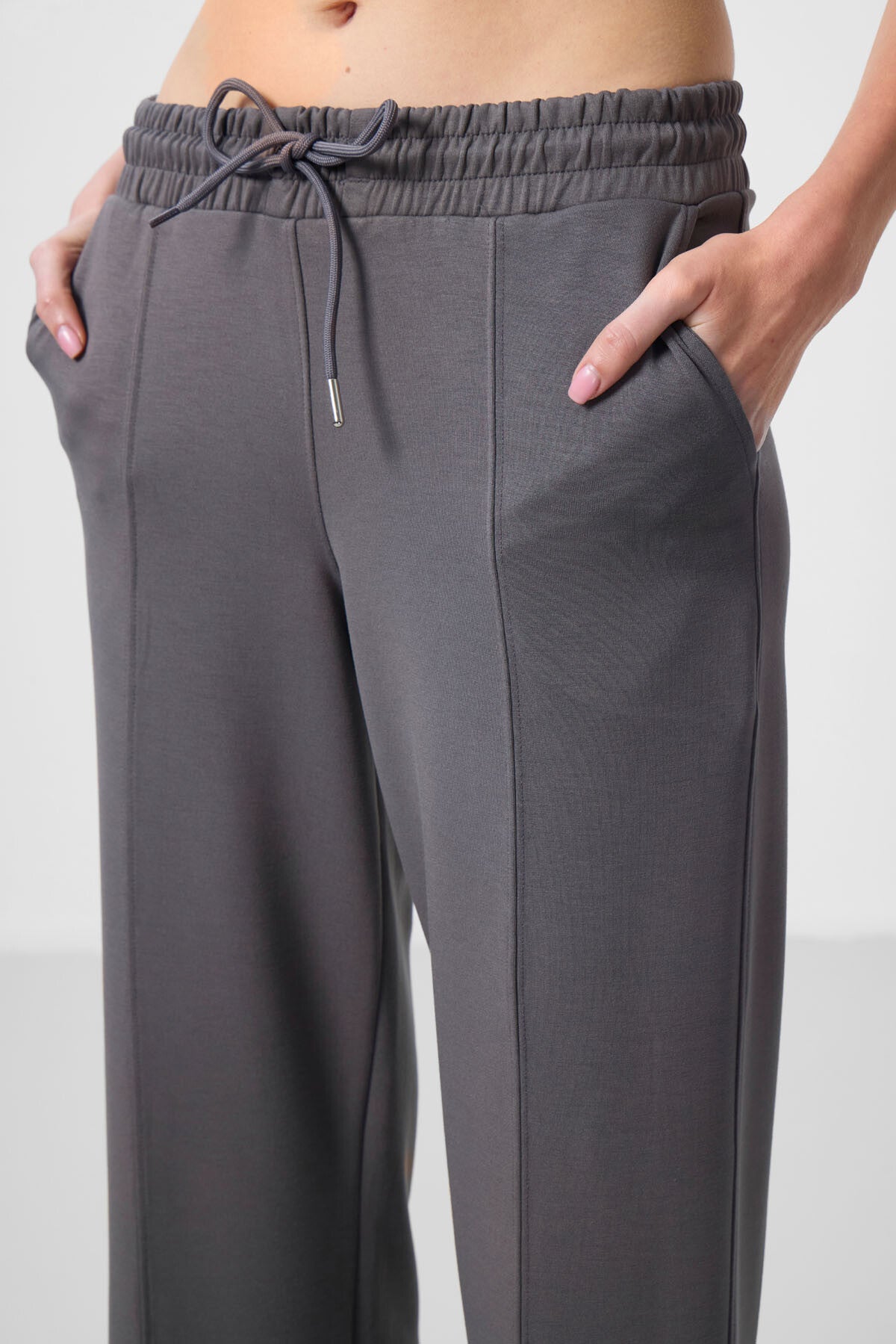 Dark Grey Soft Textured Pocket Detailed Front Stitch Women's Palazzo Trousers - 94670