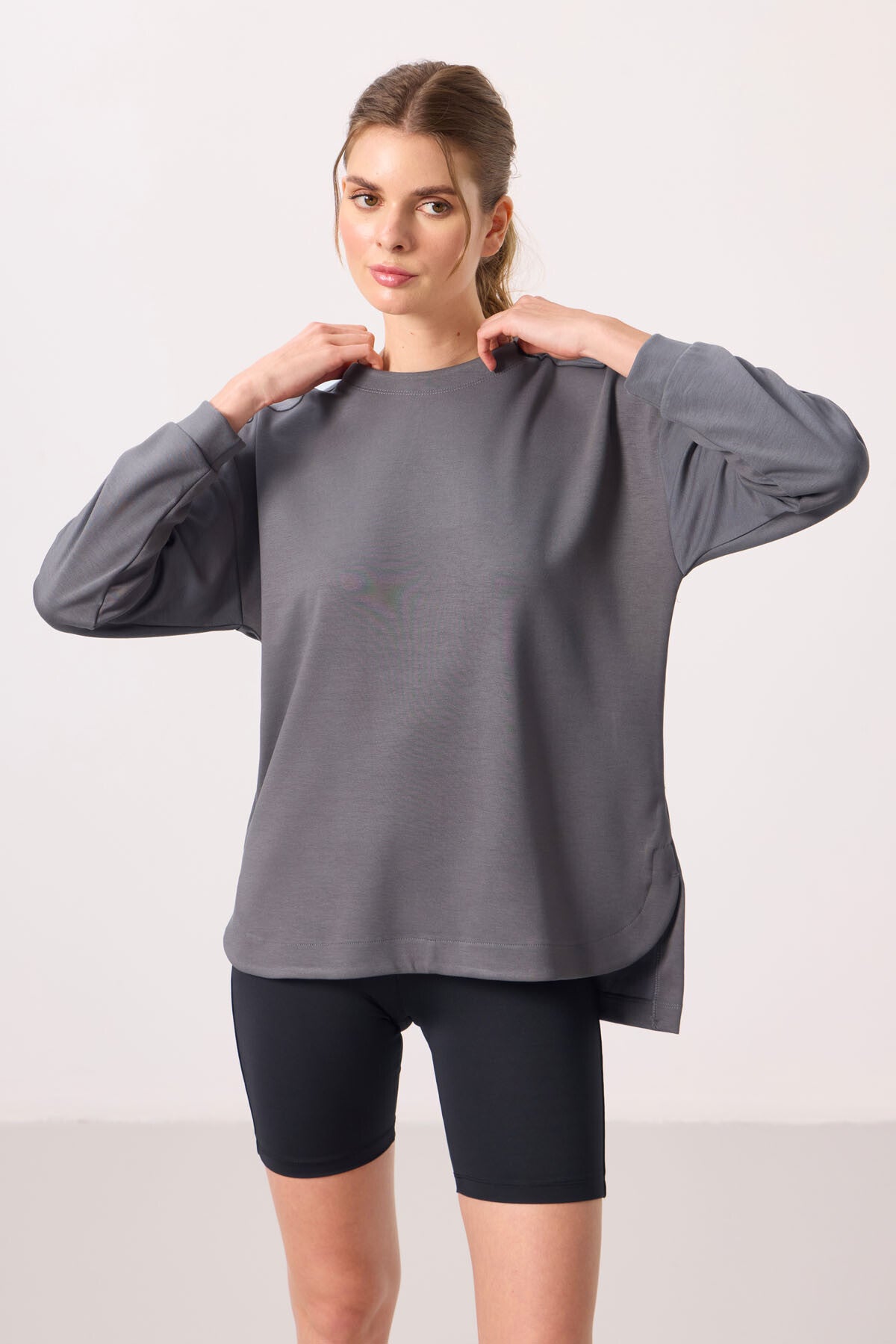 Dark Grey Soft Textured O Collar Comfort Fit Women's Tunic Sweatshirt - 97305