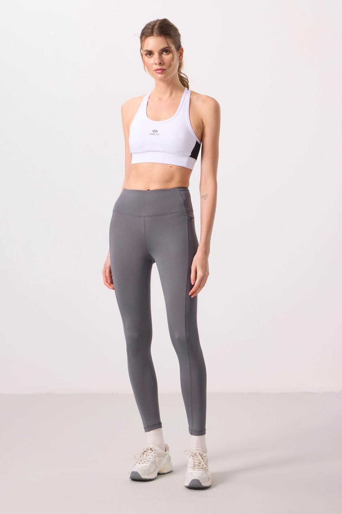Dark Gray Polyester Flexible Standard Fit Performance Women's Tights - 94667