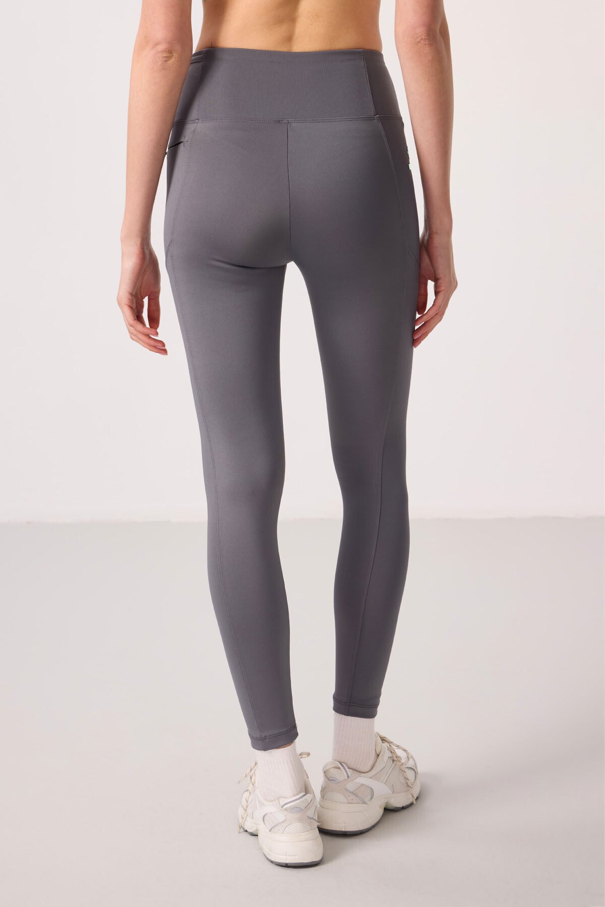 Dark Gray Polyester Flexible Standard Fit Performance Women's Tights - 94667