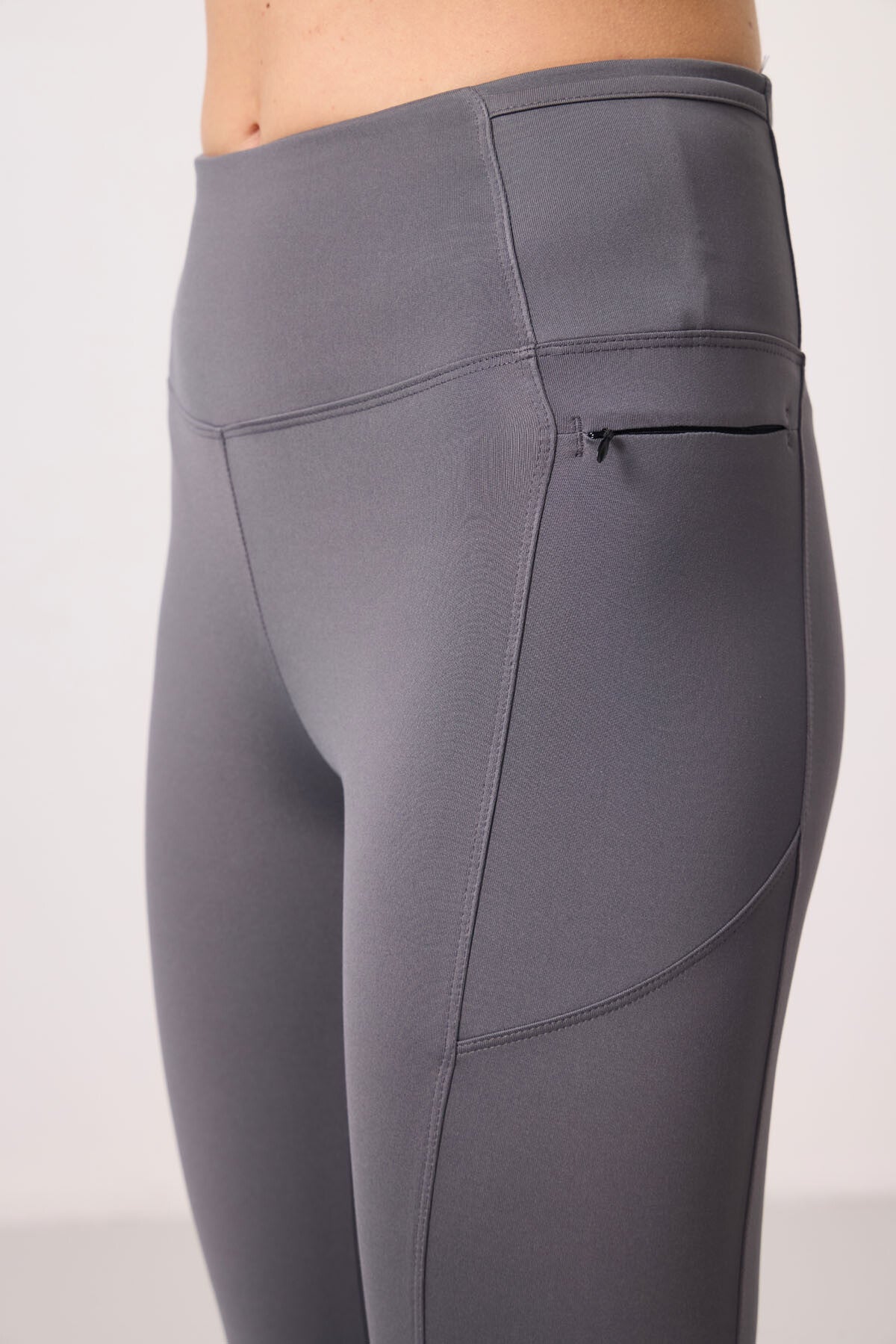 Dark Gray Polyester Flexible Standard Fit Performance Women's Tights - 94667