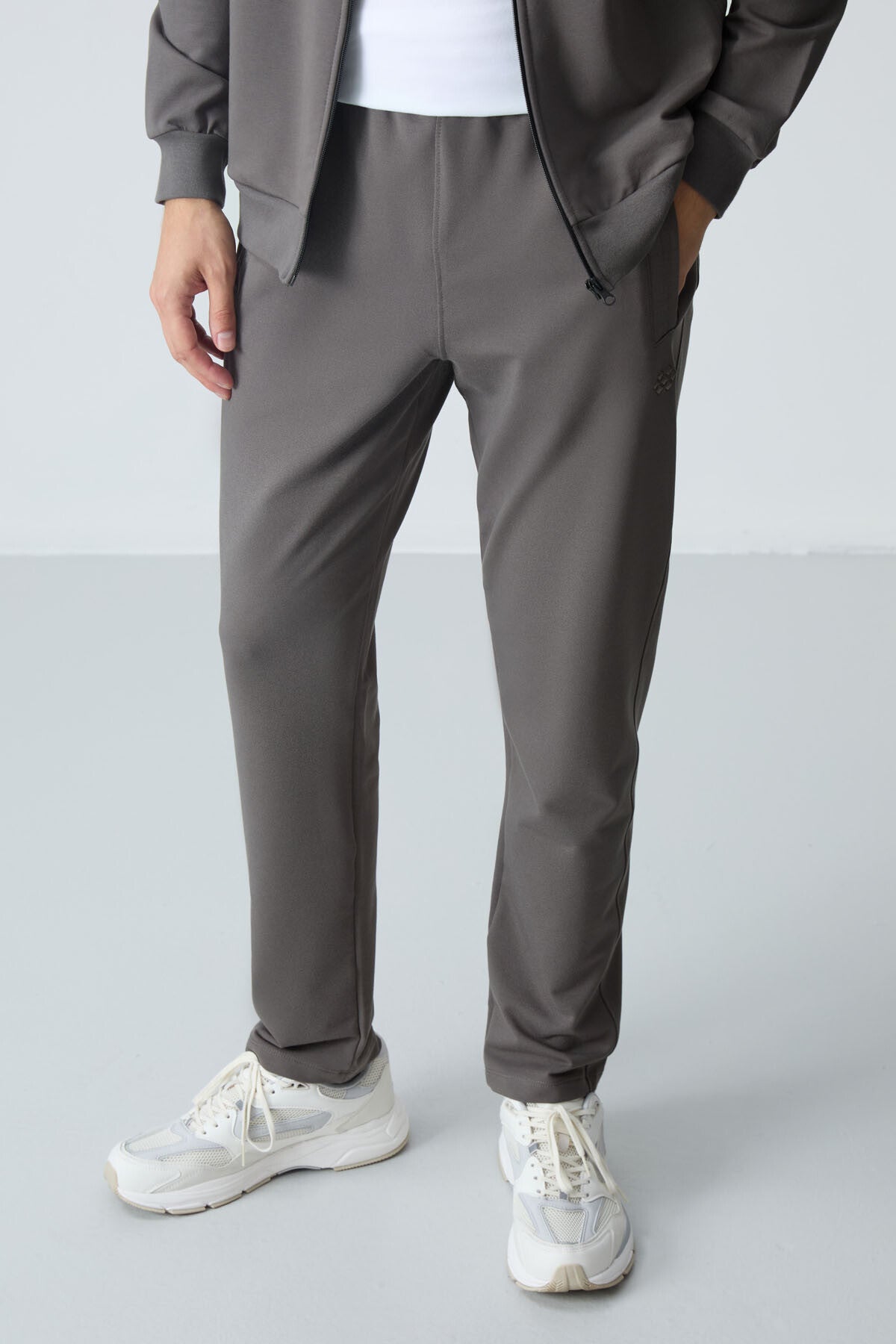 Dark Grey Cotton Thick Soft Textured Comfort Fit Basic Men's Tracksuit Set - 85260