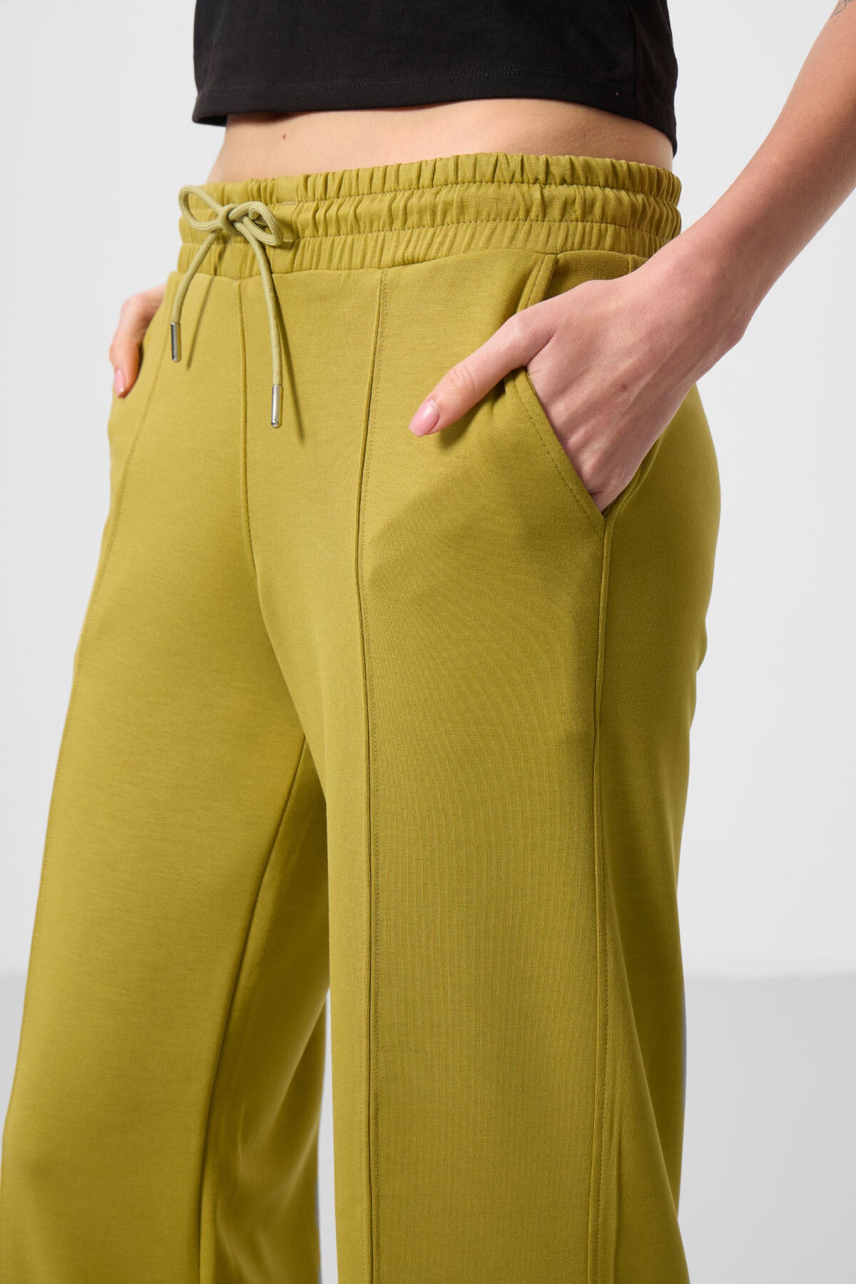 Dark Mustard Soft Textured Pocketed Front Seam Detailed Women's Palazzo Trousers - 94670