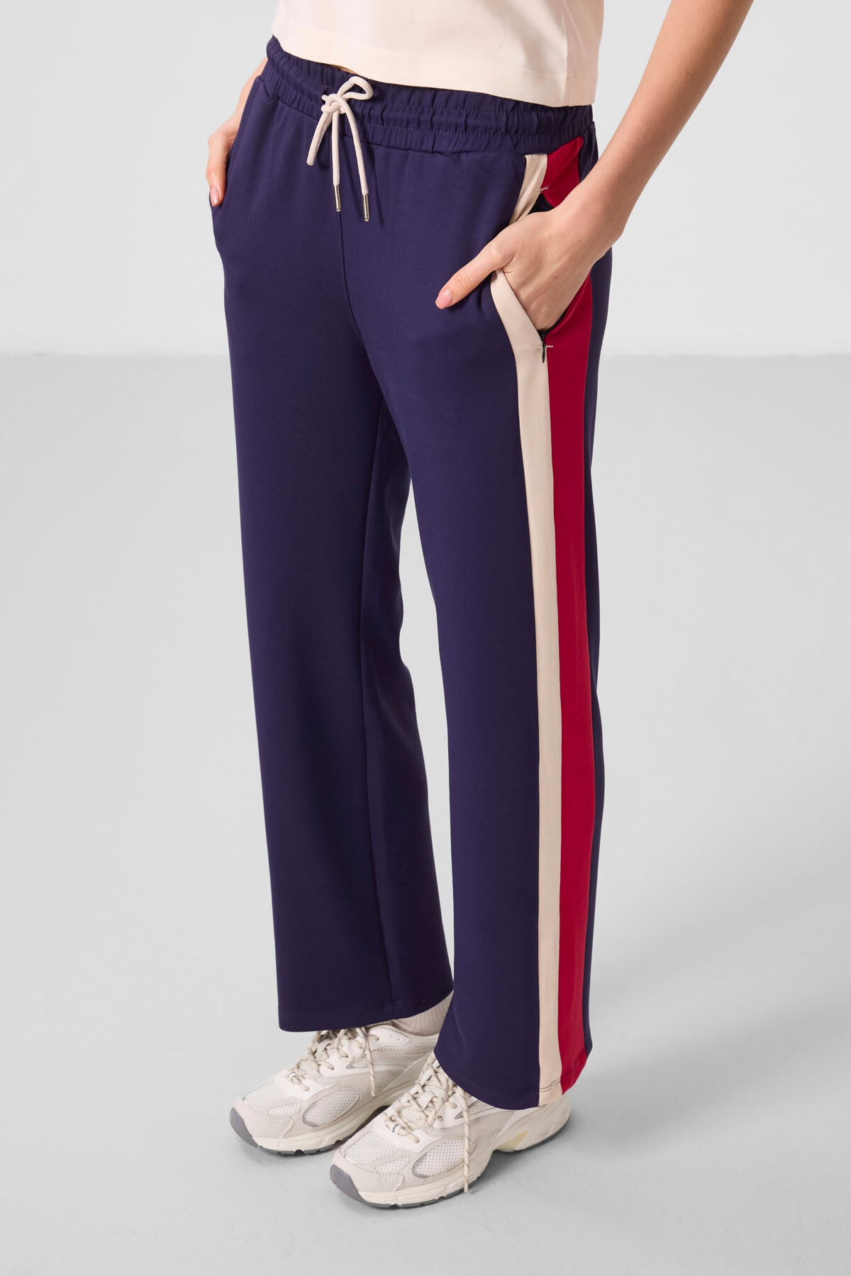 Dark Purple Soft Textured Side Panel Detailed Wide Leg Women's Palazzo Trousers - 94671