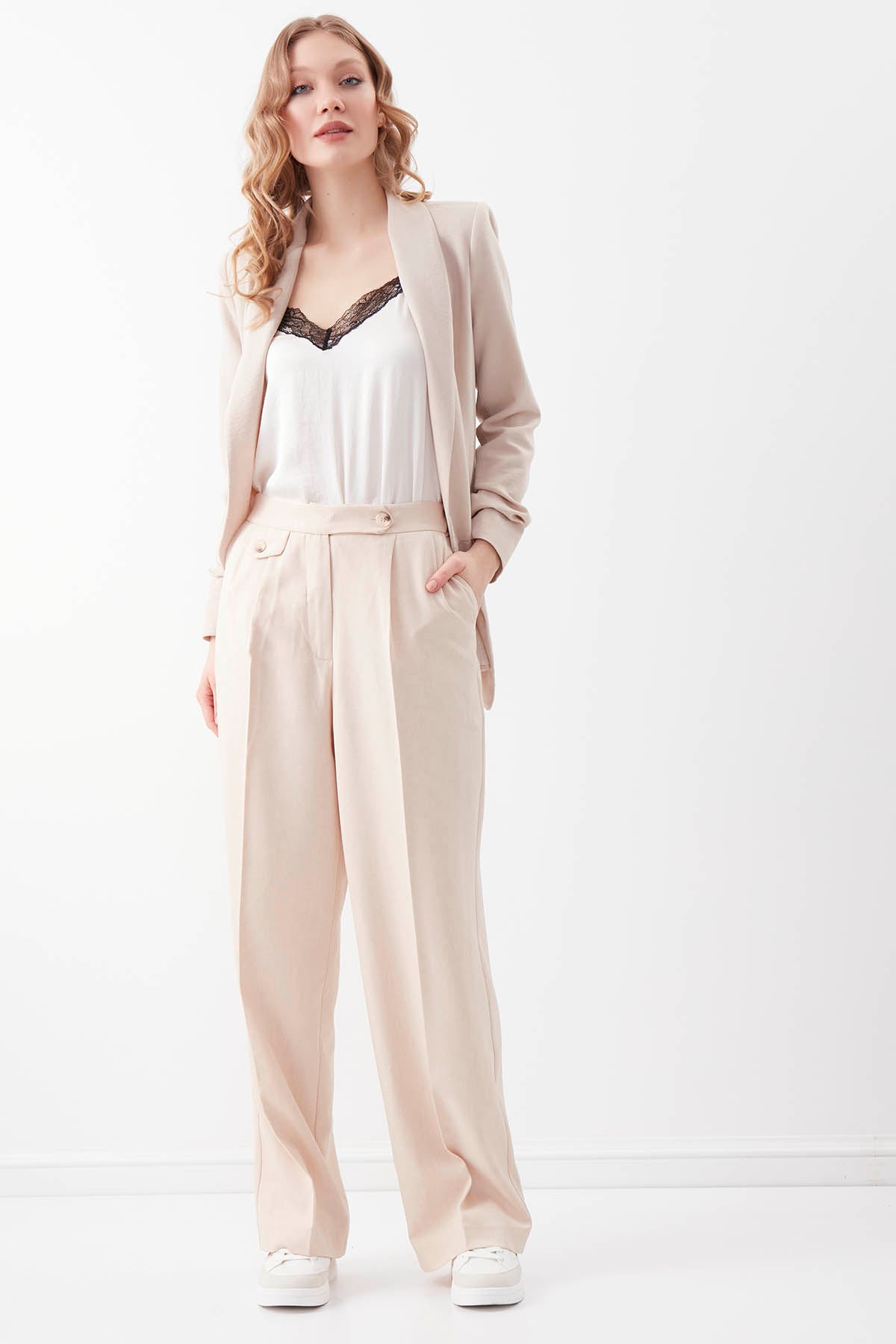 SMALL POCKET DETAILED WIDE TRACK TROUSERS