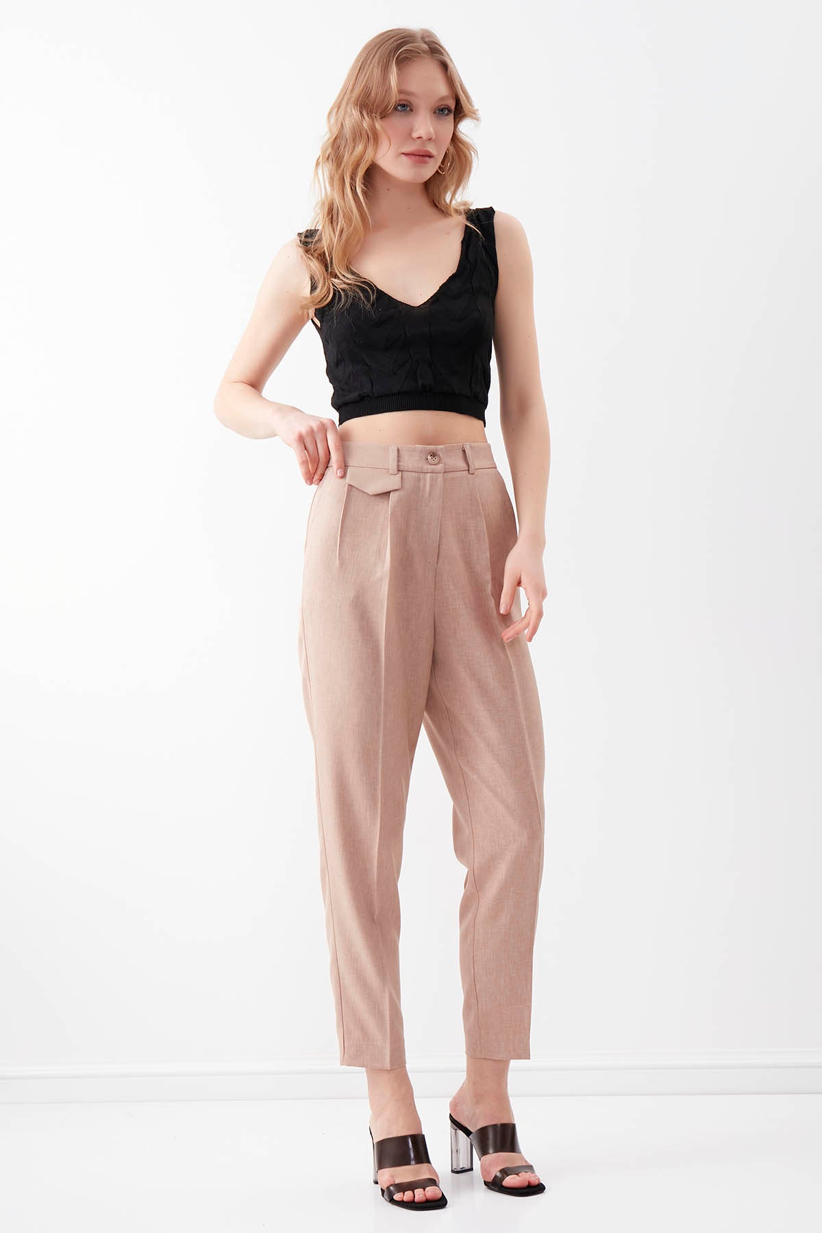 SMALL COVER POCKET  CROP TROUSERS
