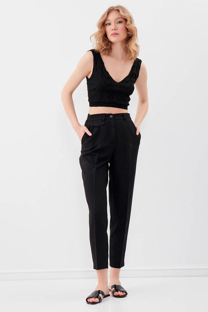 SMALL COVER POCKET  CROP TROUSERS