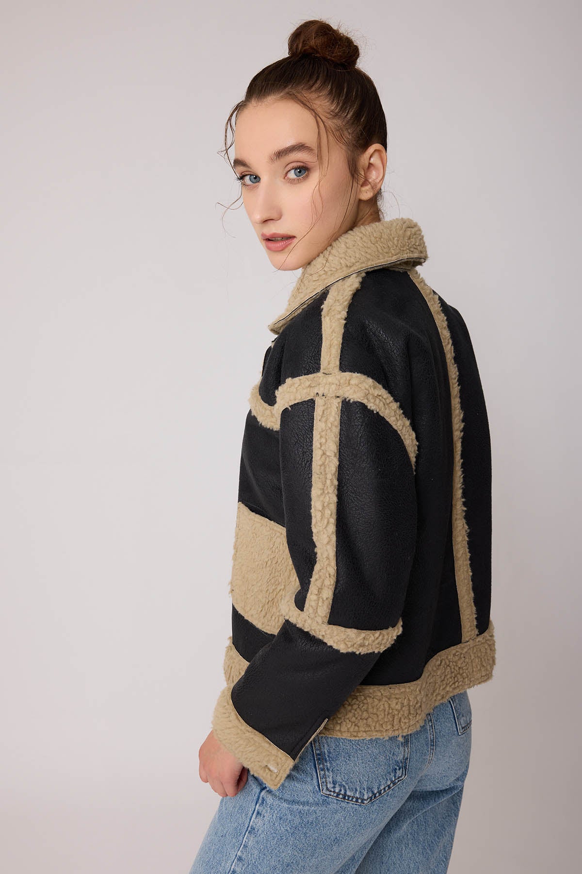 FUR WALLED STUDS COVERED FAUX LEATHER BIKER JACKET