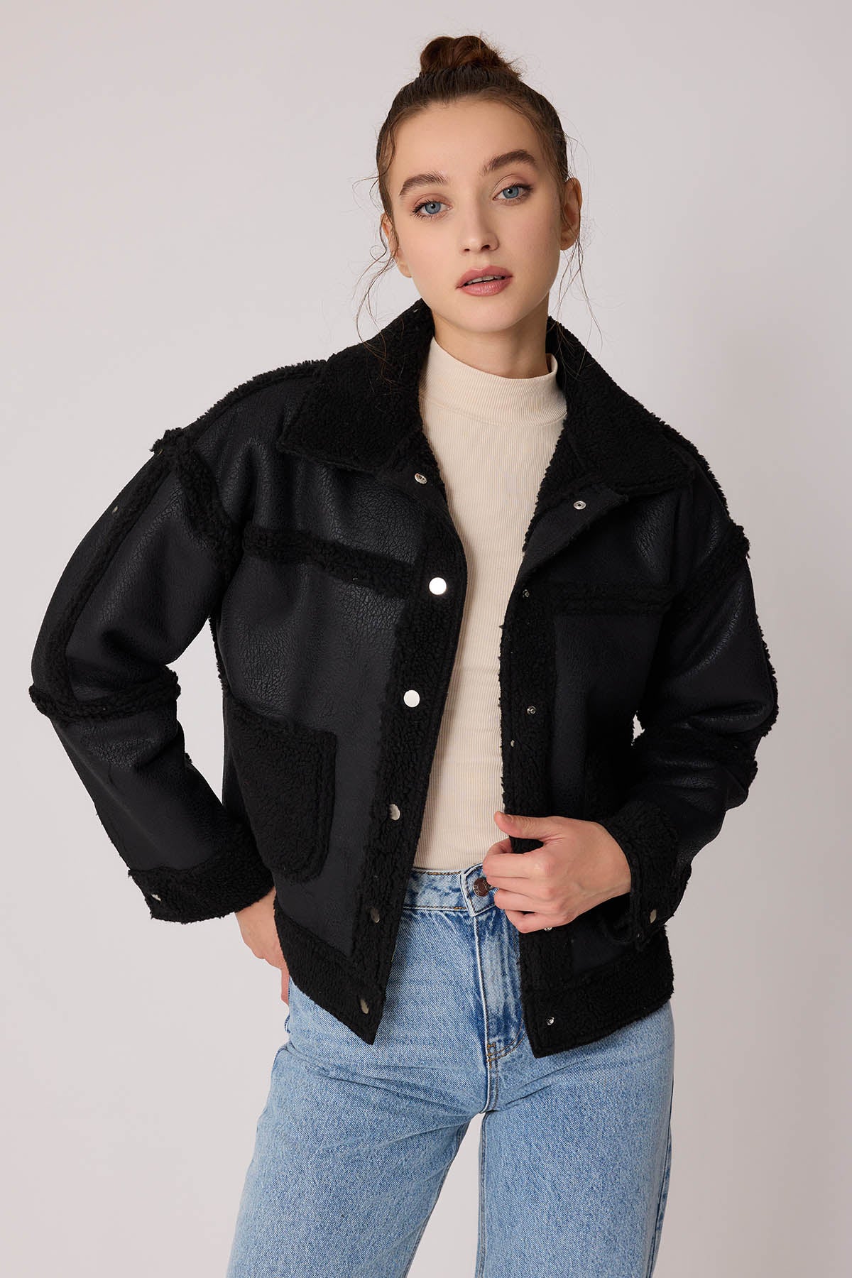 FUR WALLED STUDS COVERED FAUX LEATHER BIKER JACKET