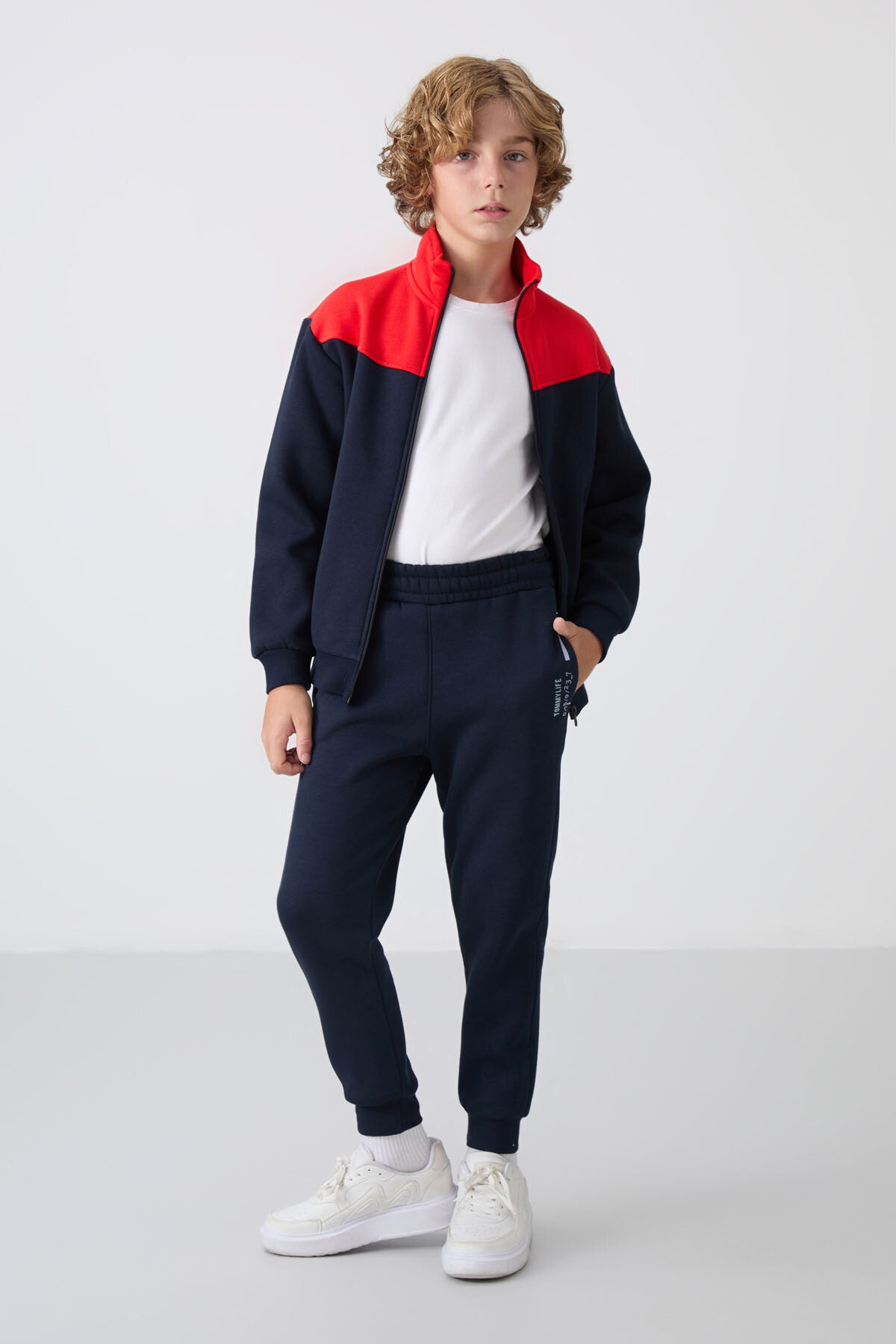 Navy Blue Cotton Thick Fleece-Lined Soft Textured Standard Fit Embroidered Boys' Tracksuit Set - 11240