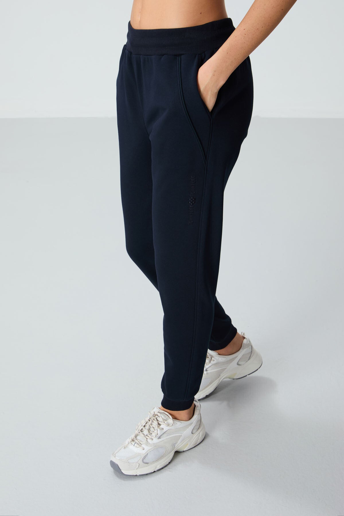 Navy Blue Compact Cotton Thick Smooth Textured Standard Fit Women's Tracksuit Bottom - 94660