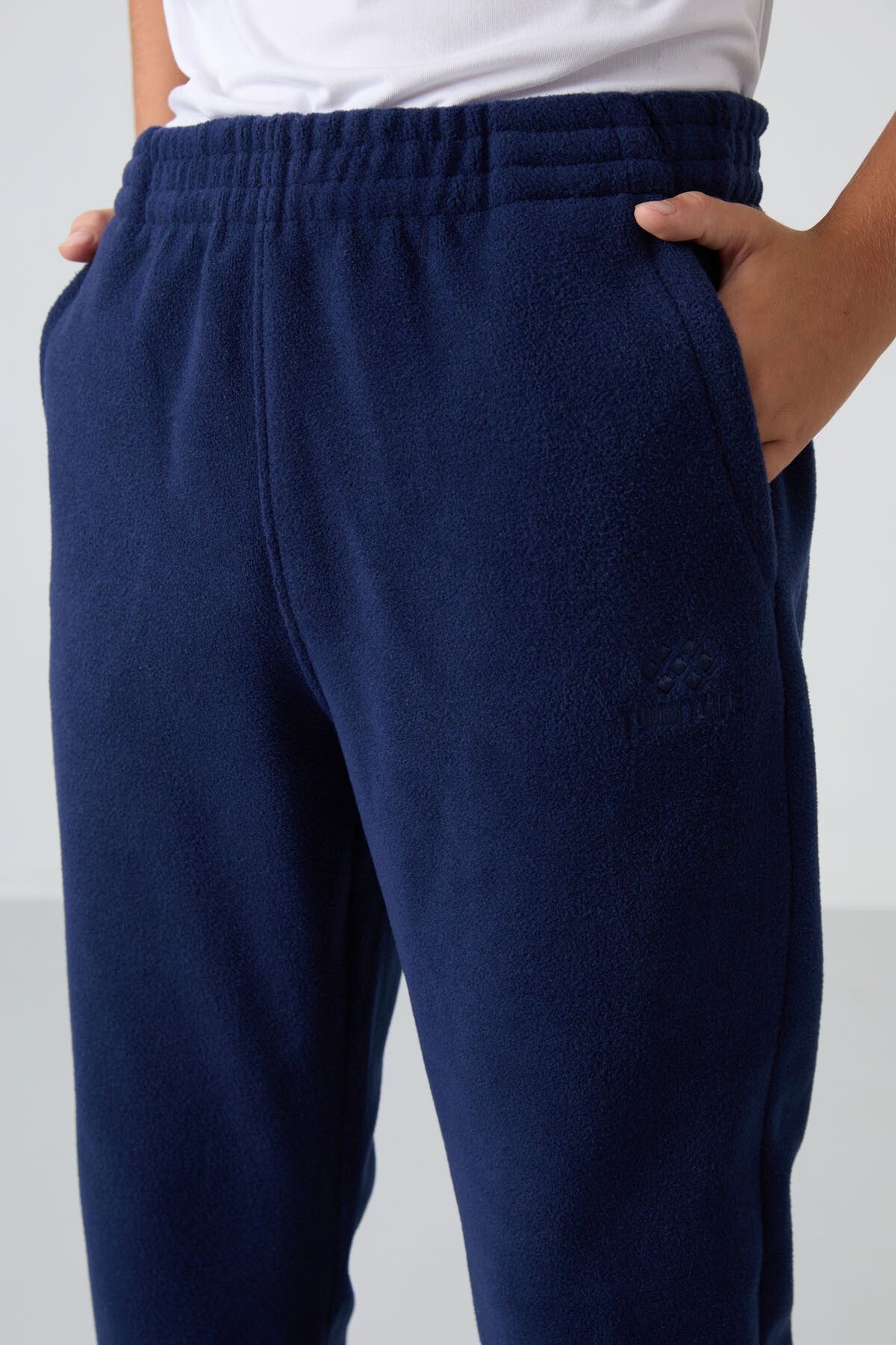 Navy Blue Thick Soft Textured Standard Fit Embroidered Fleece Boys' Tracksuit Bottom - 11219