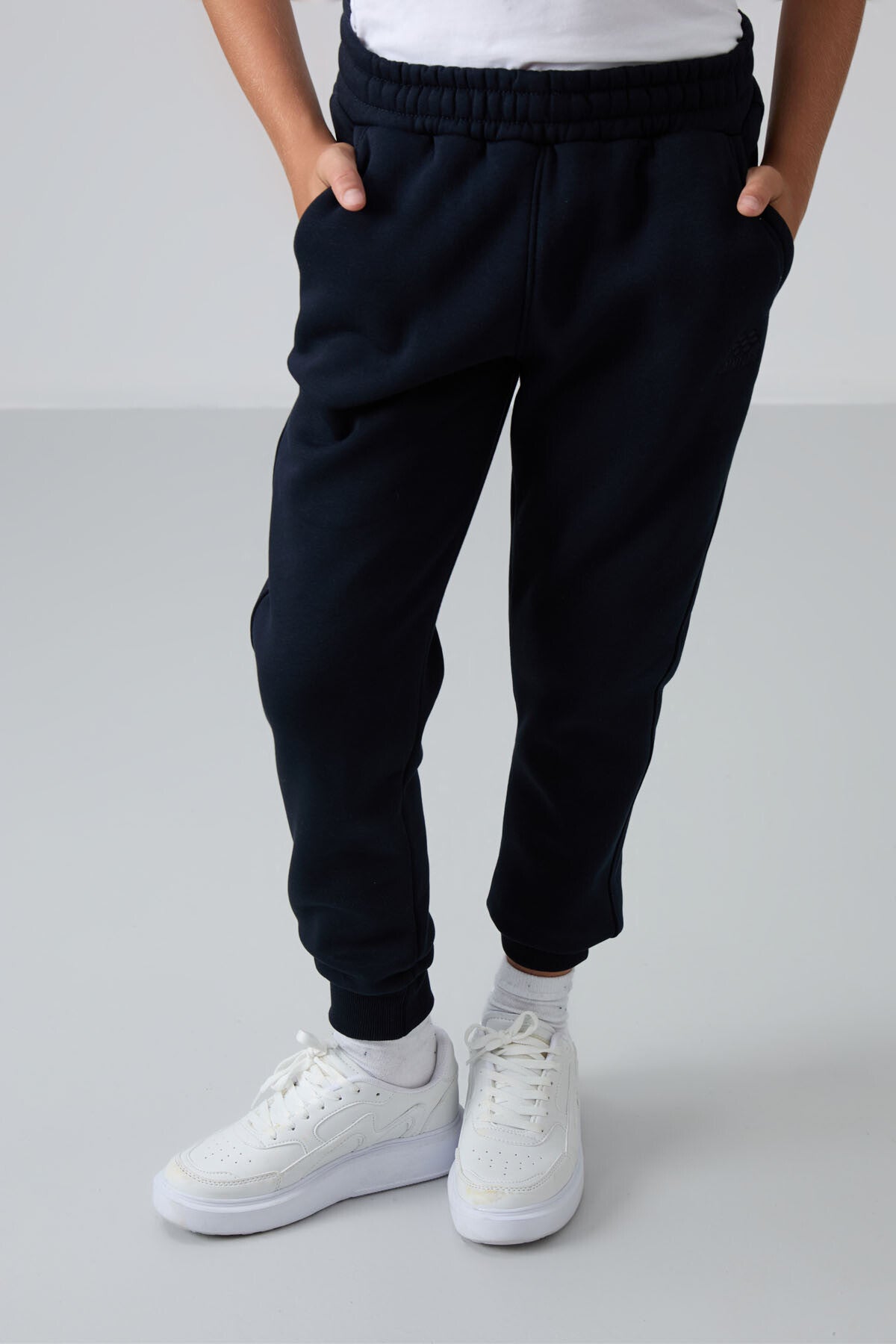 Navy Blue Cotton Thick Fleece-Lined Soft Textured Standard Fit Embroidered Boys' Tracksuit Bottom - 11224