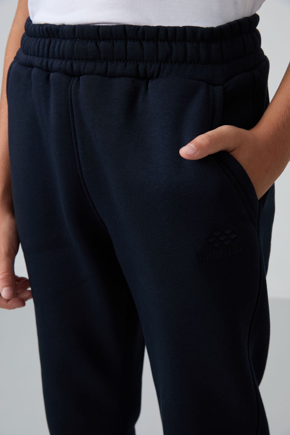 Navy Blue Cotton Thick Fleece-Lined Soft Textured Standard Fit Embroidered Boys' Tracksuit Bottom - 11224