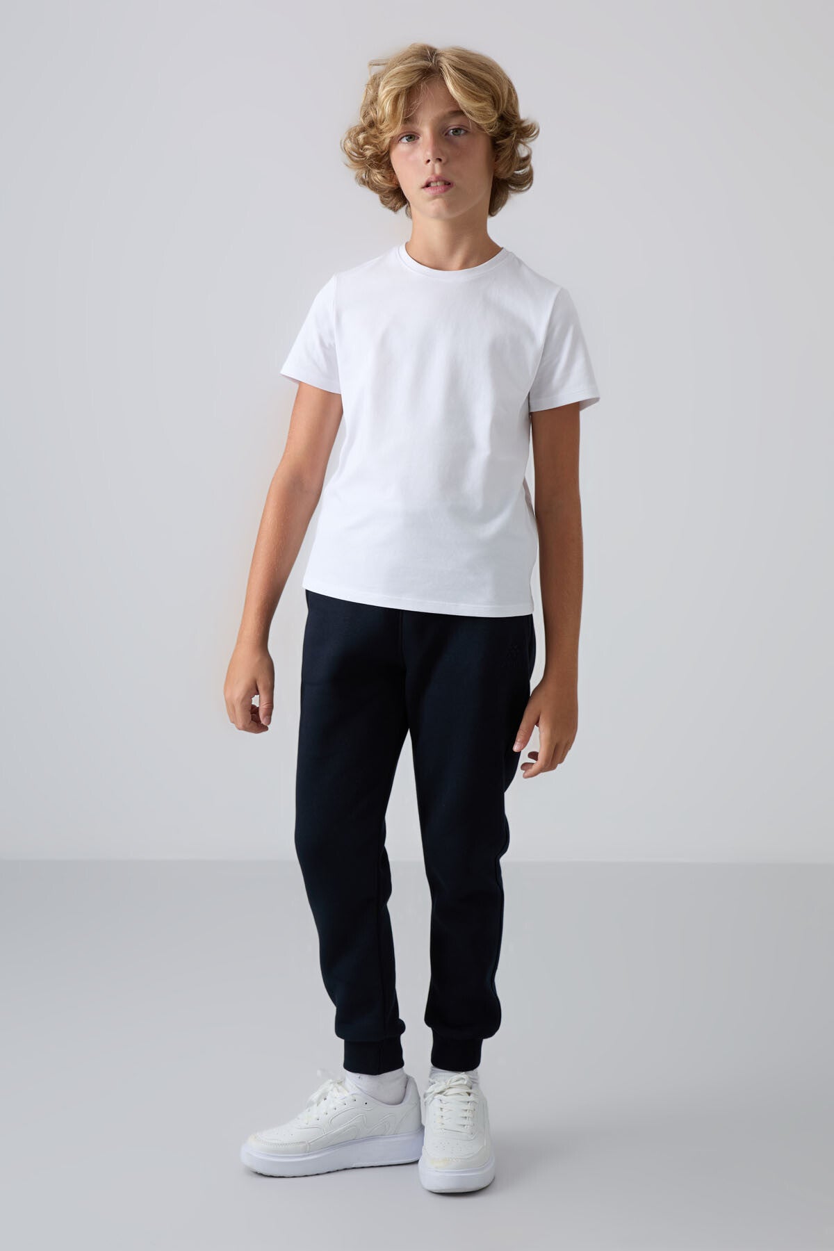 Navy Blue Cotton Thick Fleece-Lined Soft Textured Standard Fit Embroidered Boys' Tracksuit Bottom - 11224
