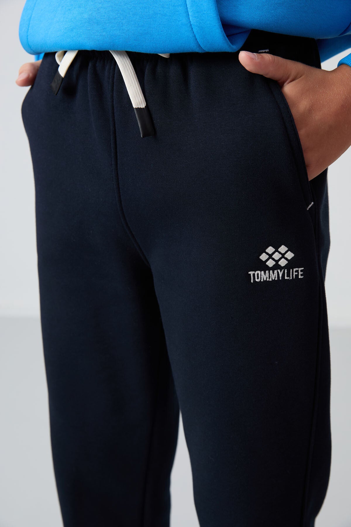 Navy Blue Cotton Thick Fleece-Lined Soft Textured Standard Fit Printed Boys' Tracksuit Bottom - 11225