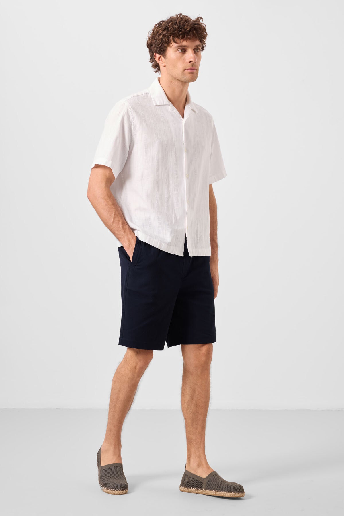 Navy Standard Fit Weaving Lightweight Flexible Chino Shorts - 81289