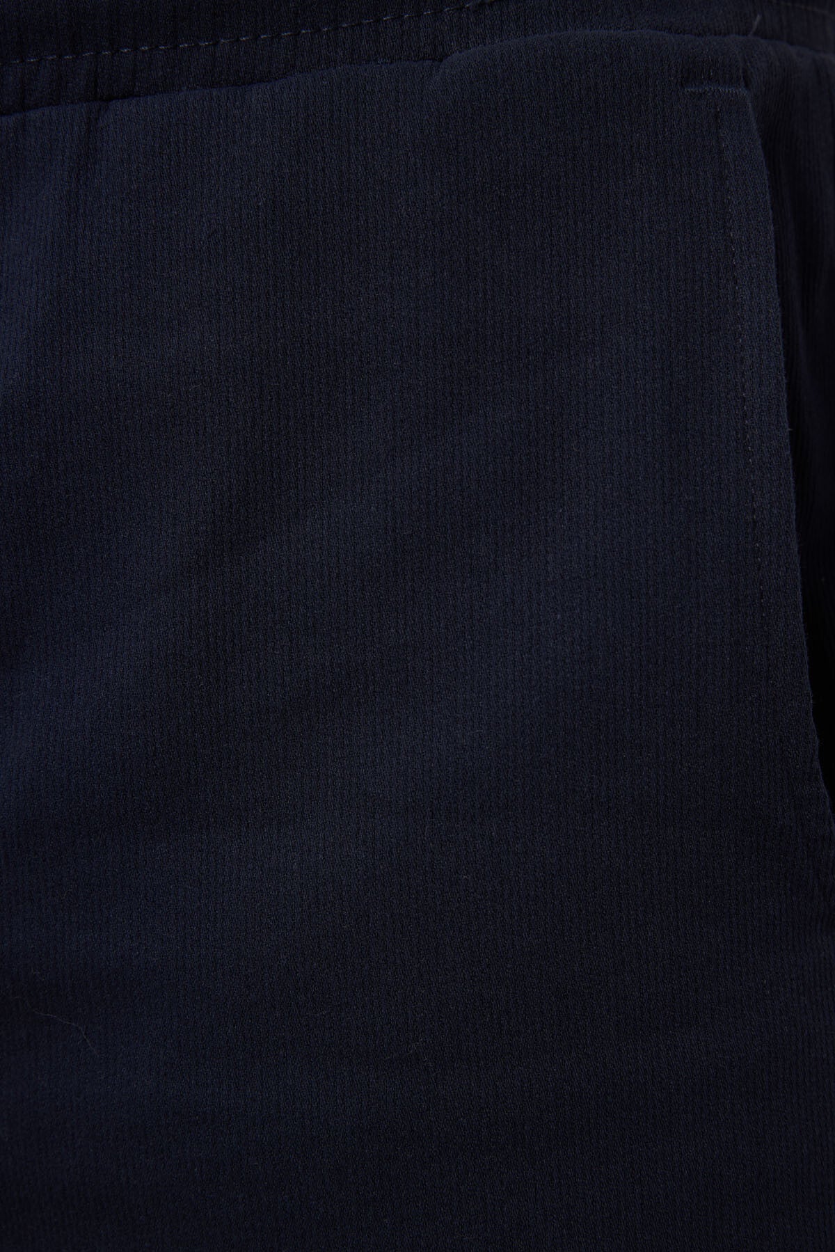 Navy Standard Fit Weaving Lightweight Flexible Chino Shorts - 81289