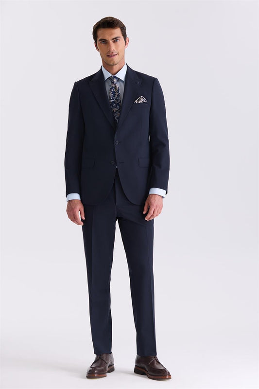 Navy Classic Fit Sharp Collar Wool Suit