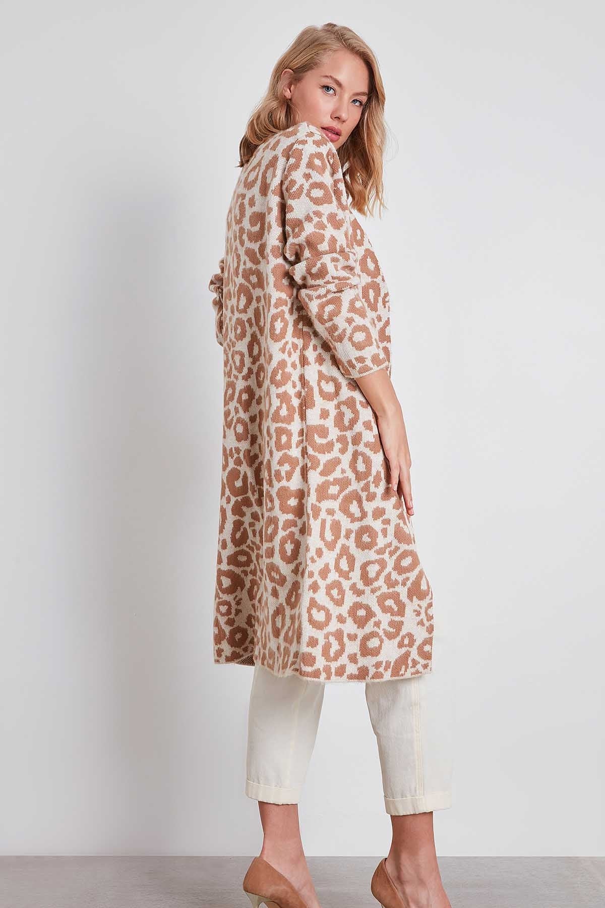 LEOPARD PATTERN LONG KNITTED CARDIGAN