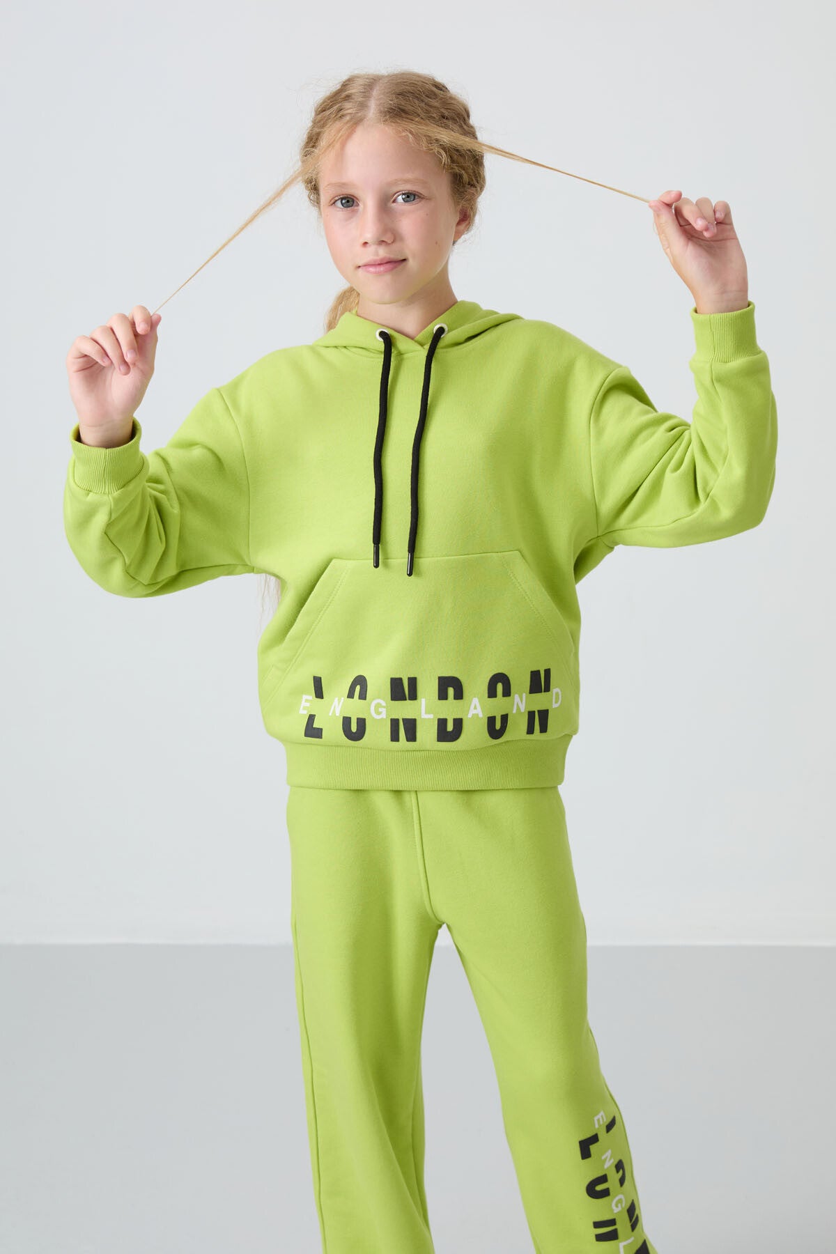 Lime Green Cotton Fleece-Lined Soft Textured Oversize Printed Girls' Tracksuit Set - 75147