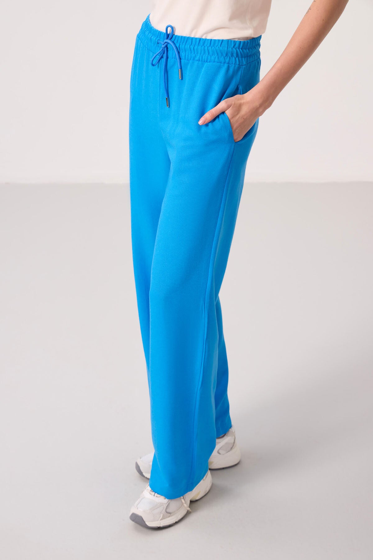 Blue Linen Wide Leg Comfort Fit Women's Palazzo Trousers - 94675