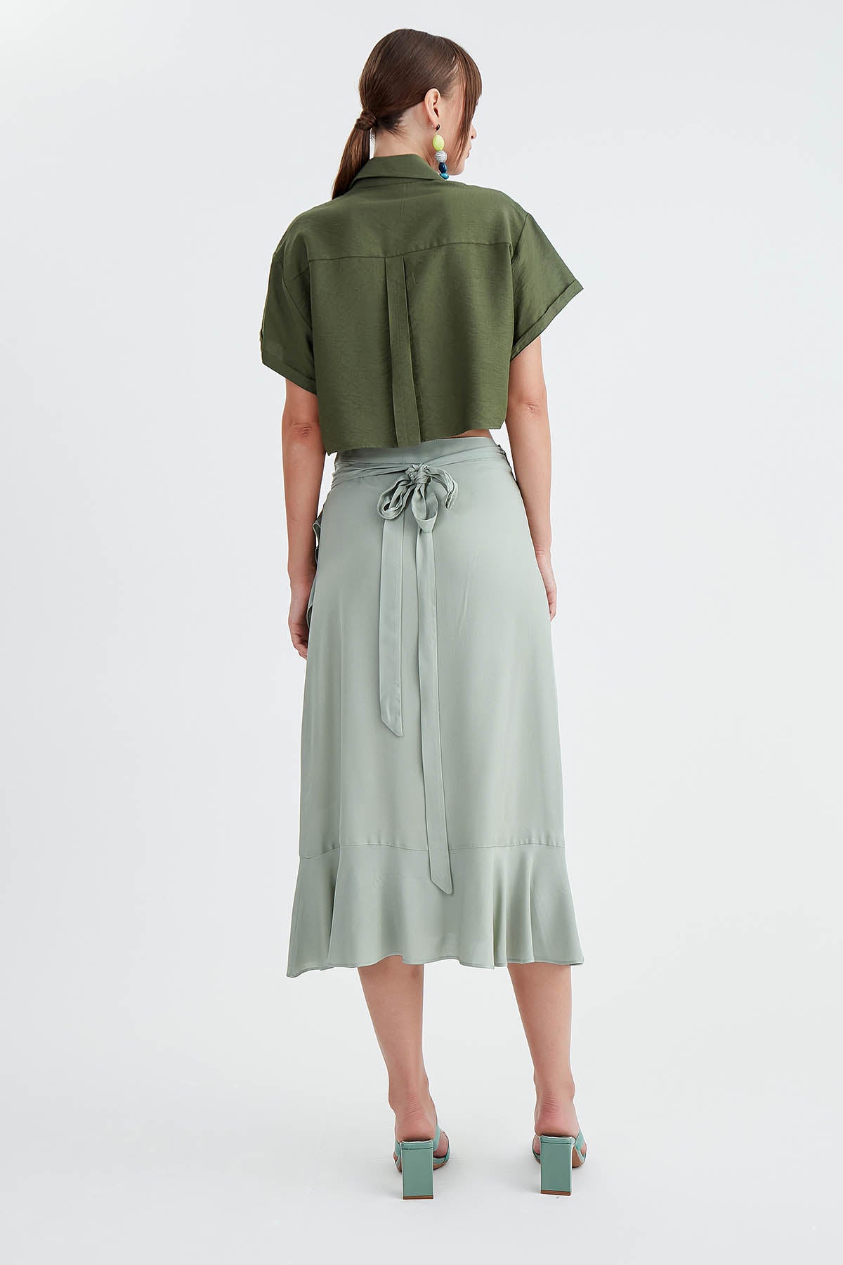 SKIRT WITH MIDI HEIGHT