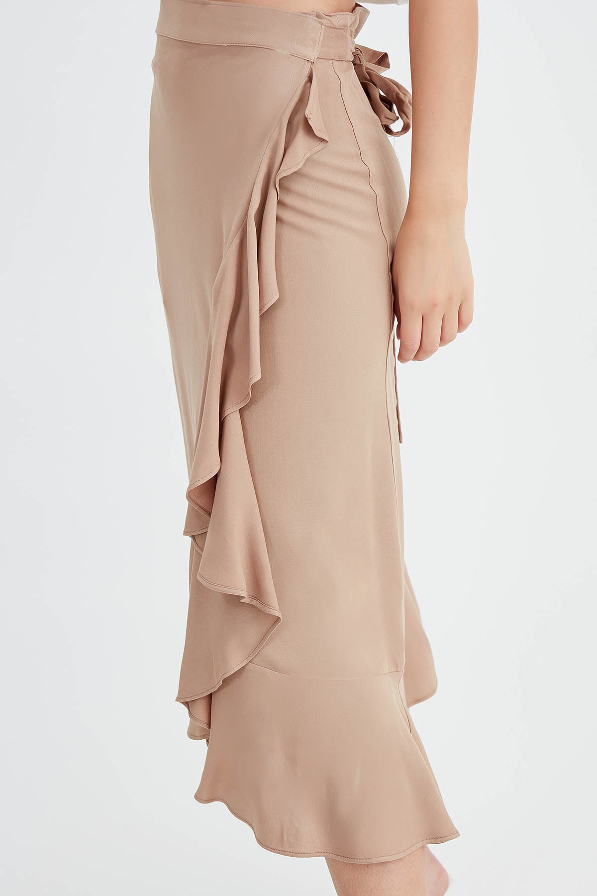 SKIRT WITH MIDI HEIGHT