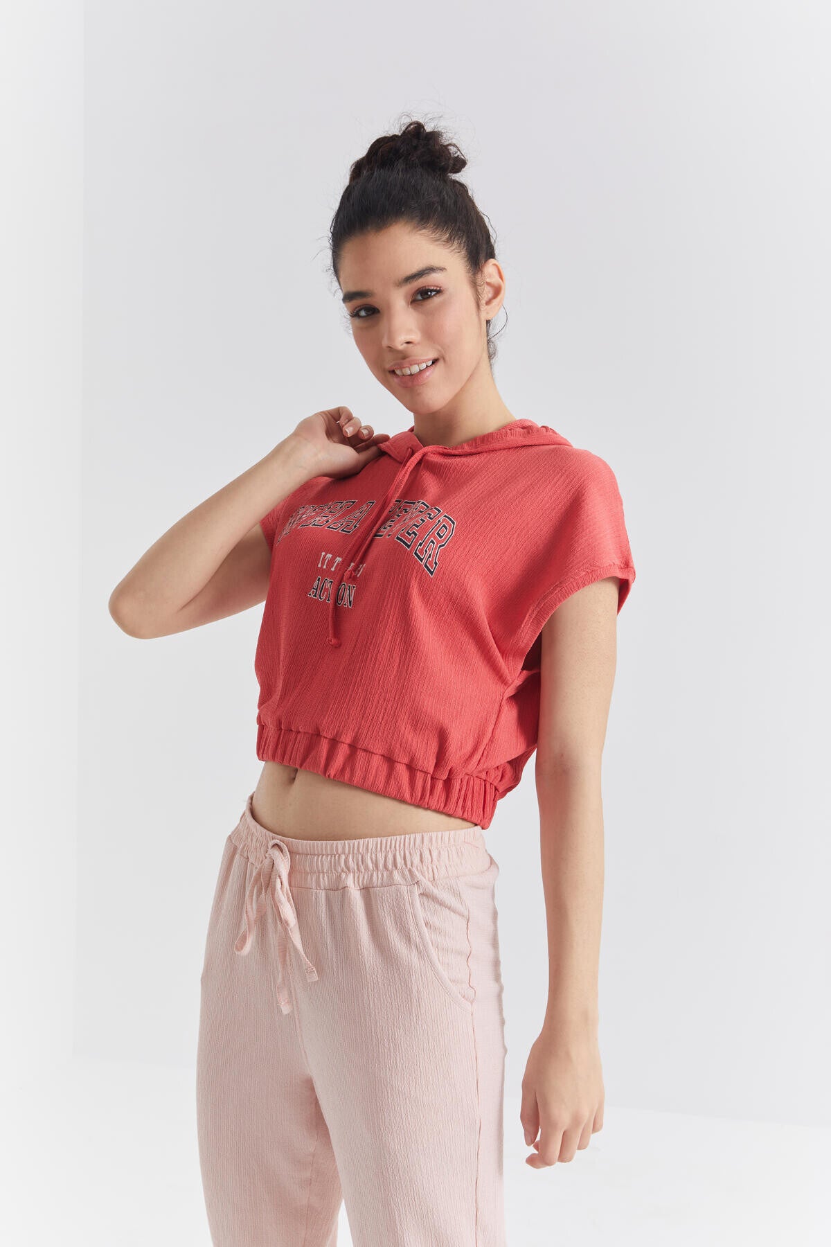 Nar Blossom Hooded Print Waist Elastic Crinkle Fabric Women's Crop Top T-Shirt - 97230