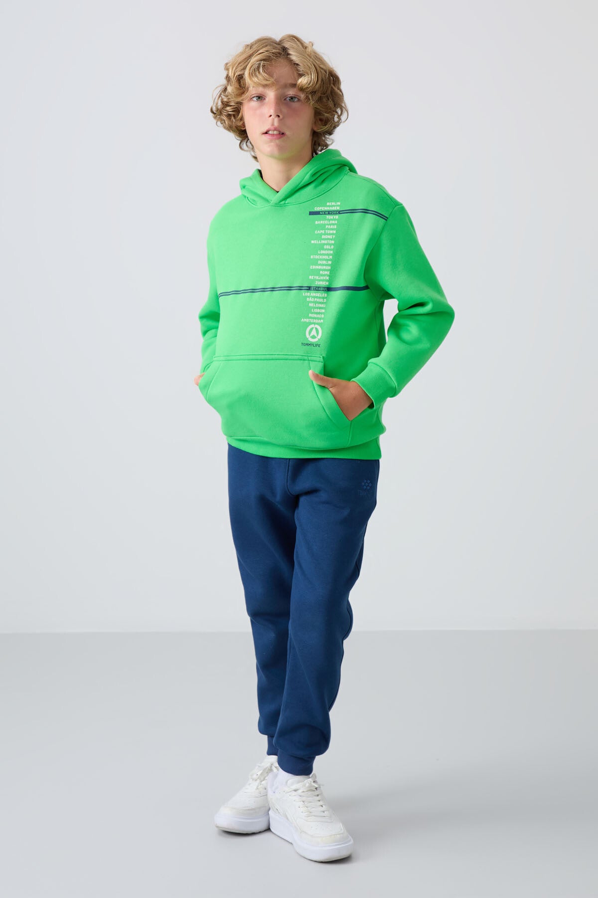 Neon Green Cotton Thick Fleece-Lined Soft Textured Standard Fit Printed Boys' Sweatshirt - 11239